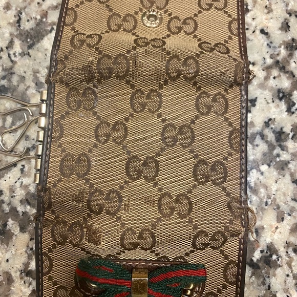 GUCCI Key and Card Holder - Picture 9 of 10
